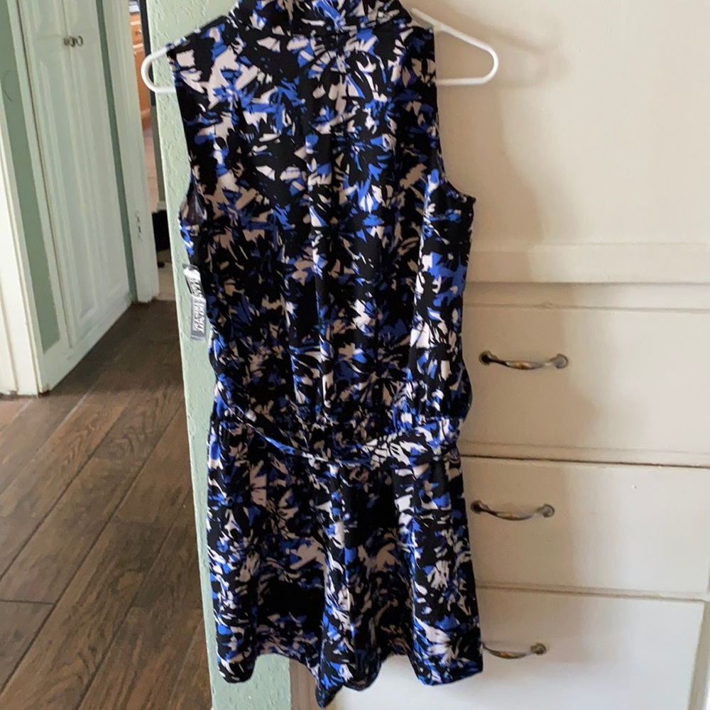 NY&Co short jump suit.Never worn. Size Medium,